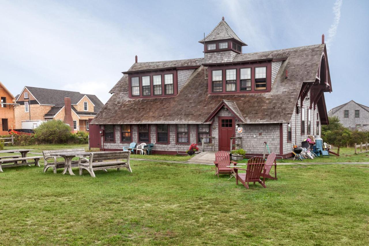 Hi - Nantucket Hostel Exterior photo